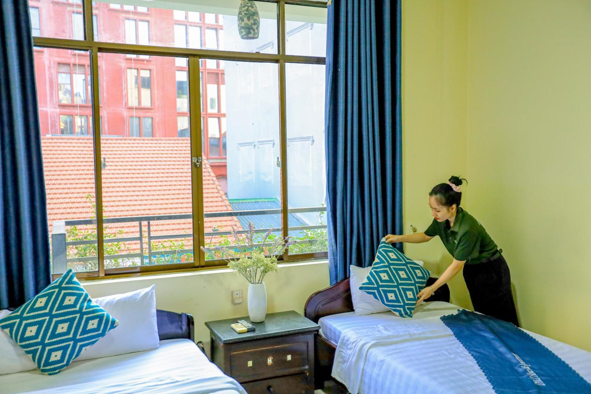 DMZ Hostel Hue Buitenkant foto