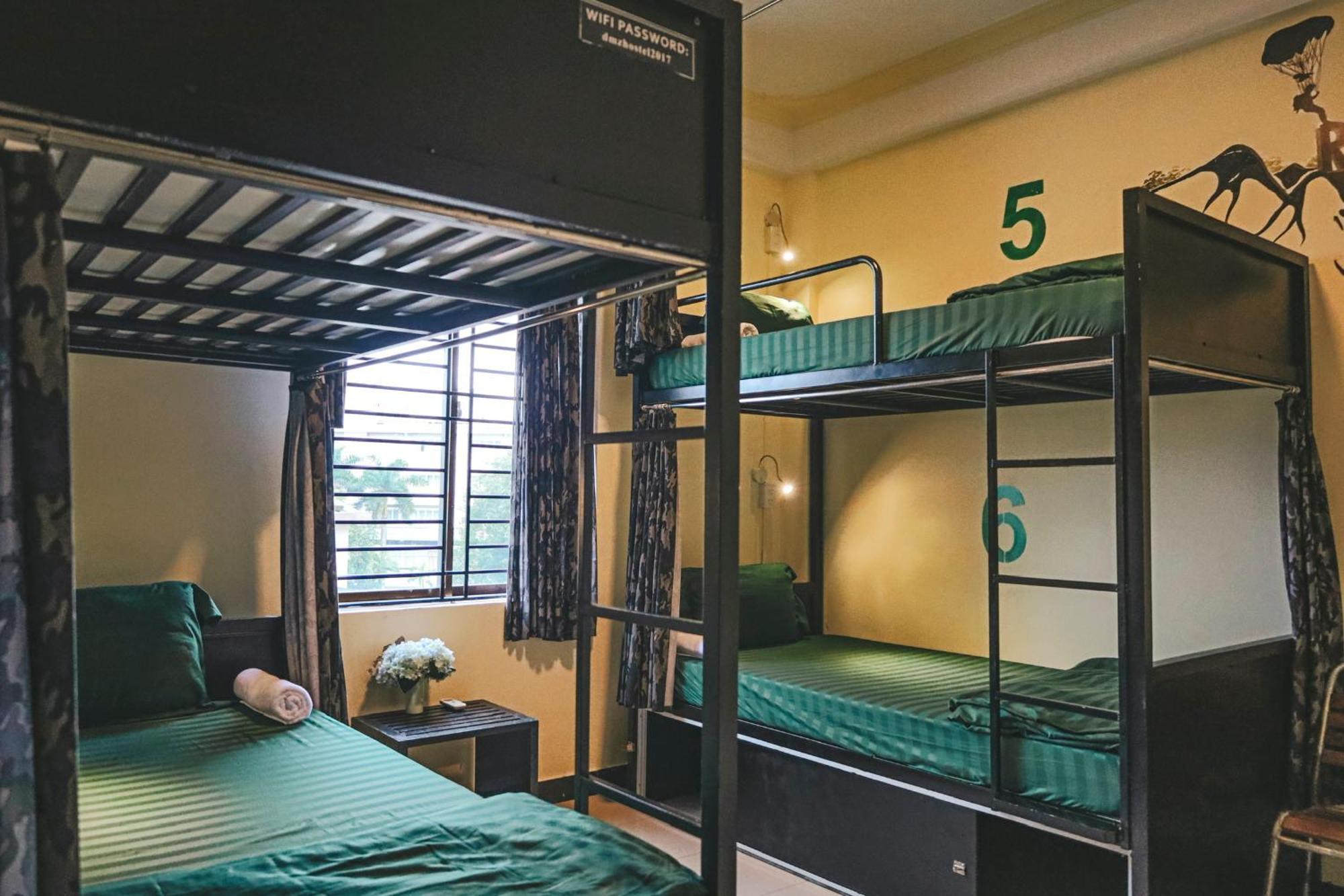 DMZ Hostel Hue Buitenkant foto