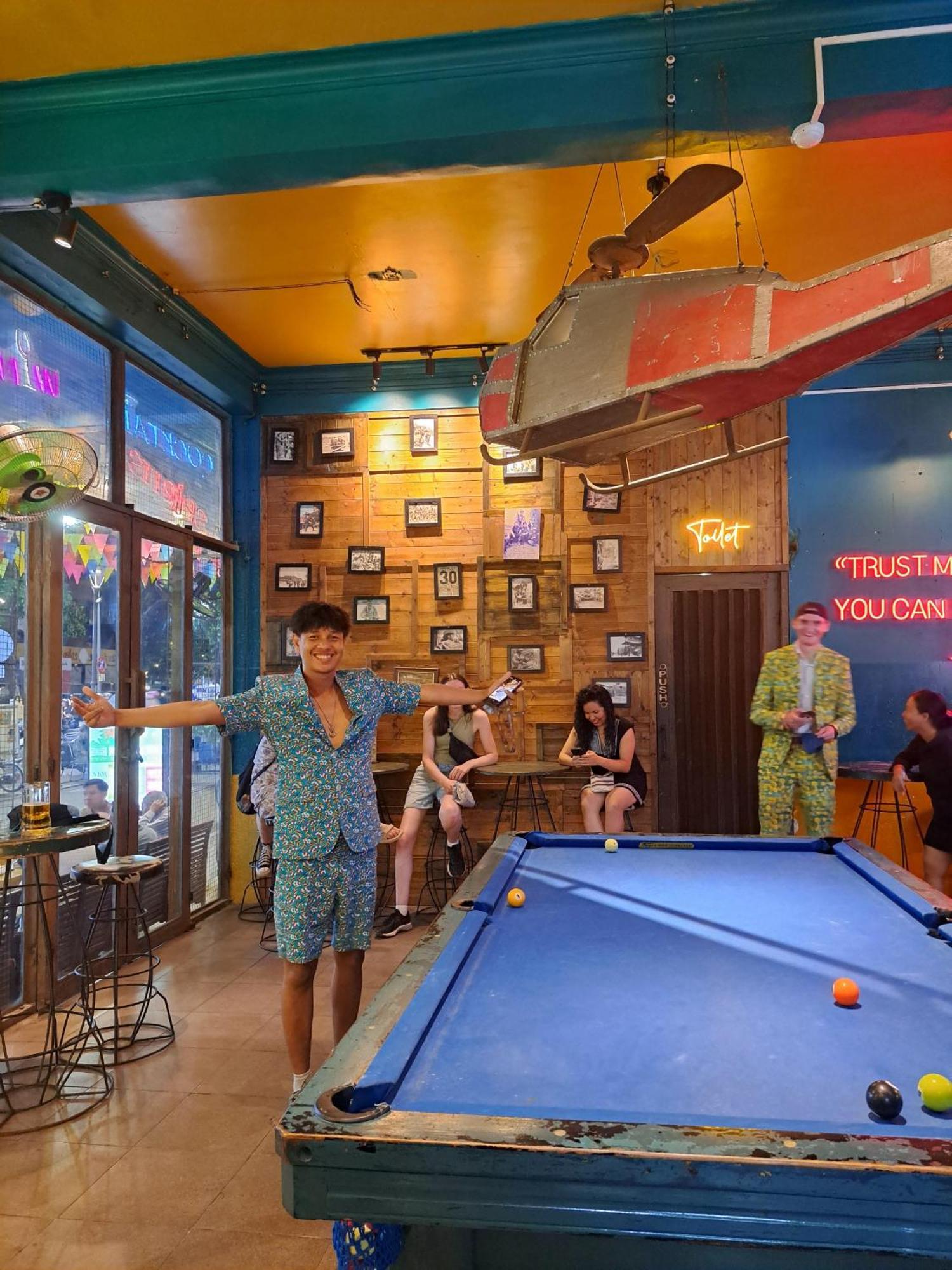 DMZ Hostel Hue Buitenkant foto