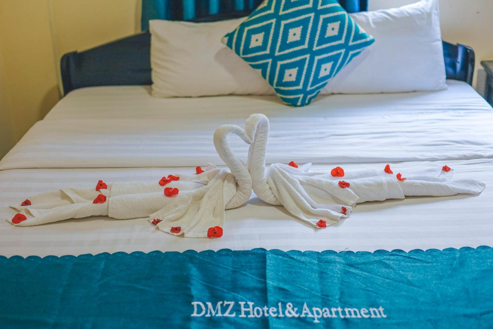 DMZ Hostel Hue Buitenkant foto