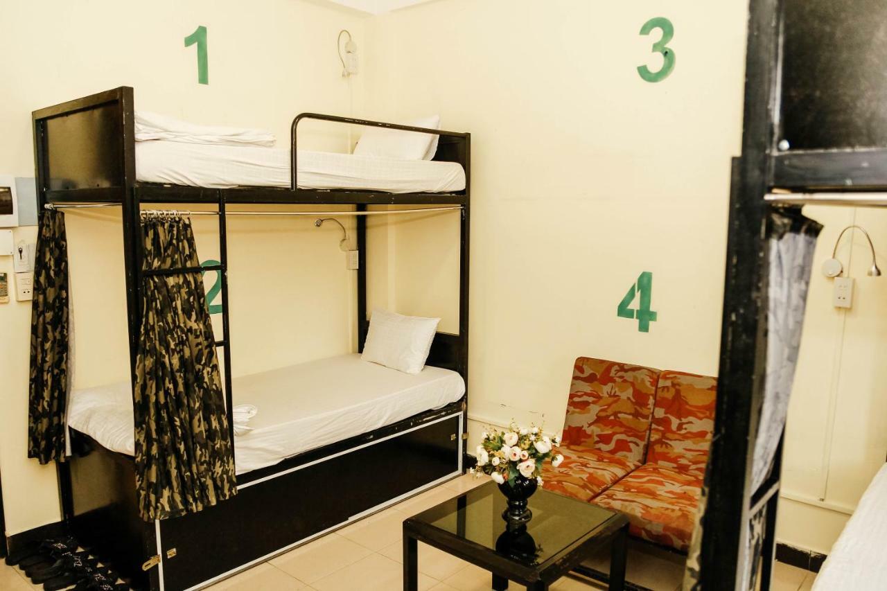 DMZ Hostel Hue Buitenkant foto
